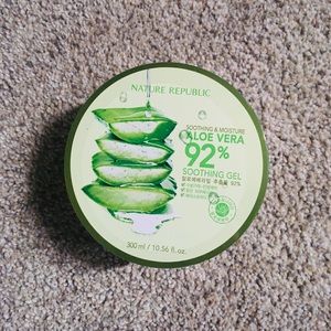 Nature Republic Aloe Vera 92% Soothing Gel